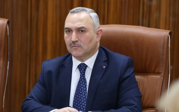 Azərbaycanda əcnəbilər üçün yeni dövr başlayır - Deputat mühüm dəyişiklikləri açıqladı