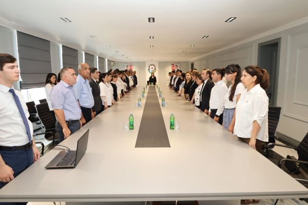 Yevlaxda Azərbaycan Əlifbası və Azərbaycan Dili Günü münasibətilə tədbir keçirilib