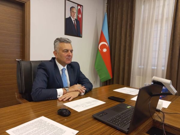 Faiq Qürbətov rayon sakinlərinin müraciətlərini dinləyib