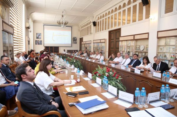 ADPU-da yaz semestrinin imtahan sessiyası uğurla yekunlaşıb