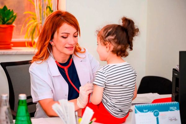Azərbaycan Pediatriya Cəmiyyəti Füzulidə uşaqların ödənişsiz tibbi müayinəsini təşkil edib