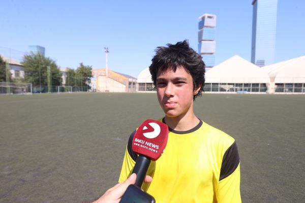 Ən böyük hədəfim peşəkar futbolçu olmaqdır - Təvəkkül Əlizadə - FOTOLAR