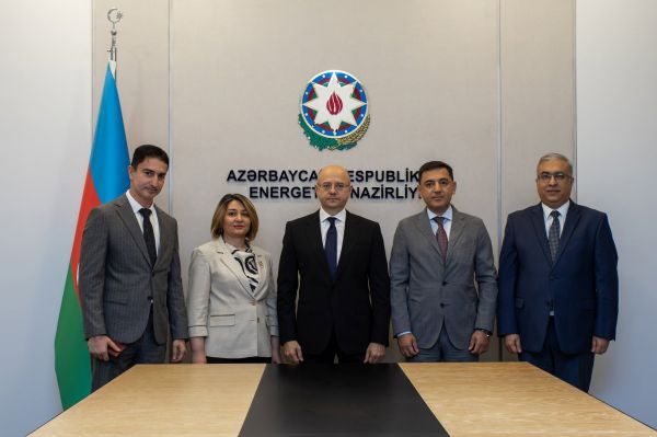 Energetika Nazirliyinin əməkdaşlarına dövlət təltifləri təqdim edilib