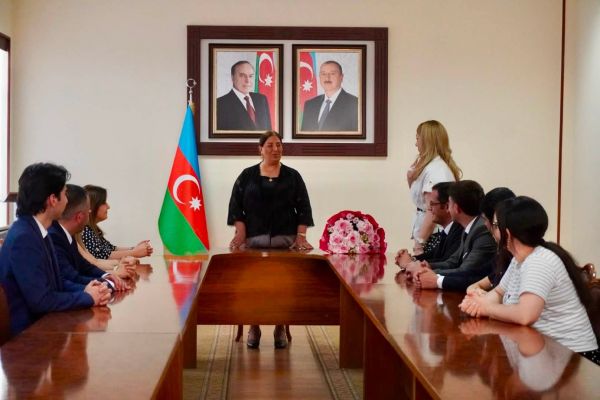 Komitə əməkdaşının 45 illik yubileyi qeyd olunub