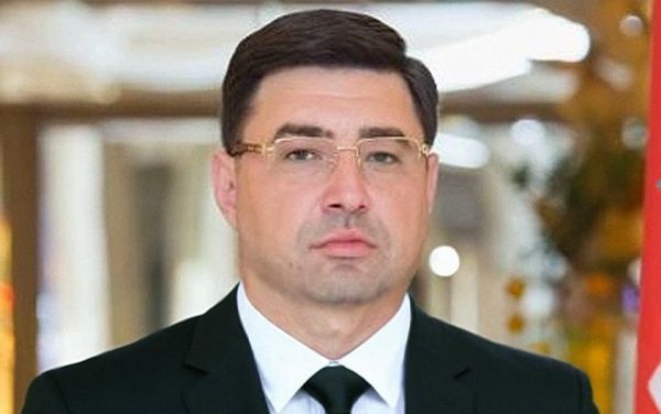 Siyasi mövqe prinsiplərlə müəyyən olunur, şəraitə uyğun rəng dəyişməklə yox - MÖVQE