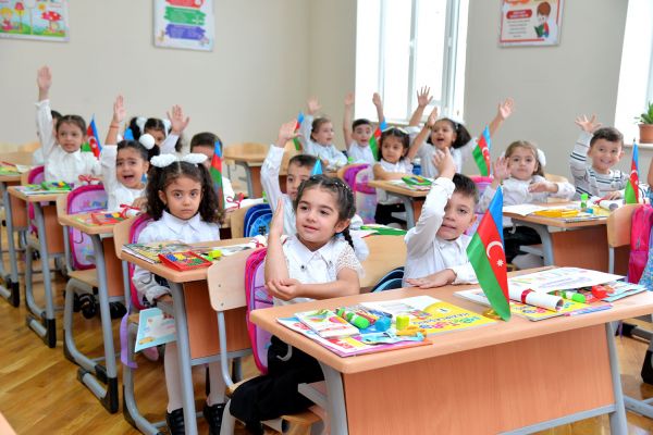 Məktəbəhazırlıq qruplarına 17 743 uşaq qeydiyyatdan keçib