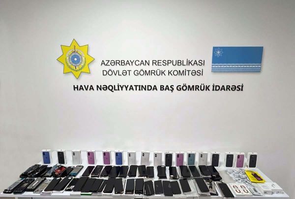 17 ədəd mobil telefon aşkar edilib