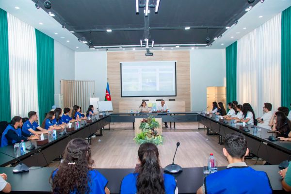 Palçıq vulkanları ilə bağlı gənclər üçün maarifləndirici təlim təşkil olunub