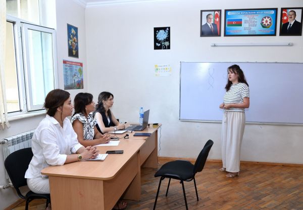 Yeni təmayül tədris modelinə peşəkar müəllimlər seçilir