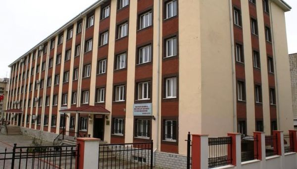 Müsabiqədənkənar qəbul olunmaq istəyən şagirdlərin nəzərinə!