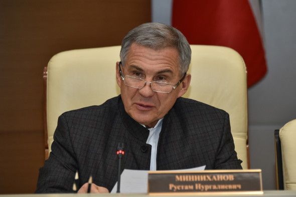 Minnixanov Birinci vitse-prezident Mehriban Əliyevanı təbrik edib