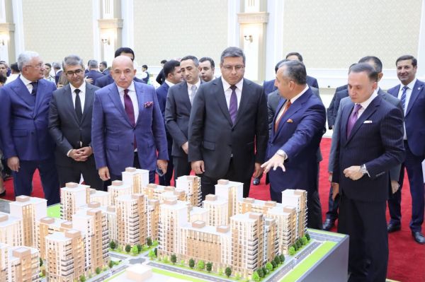 Naxçıvanda “Panorama Residence” və “Ümid Park”ın təqdimat mərasimi keçirilib