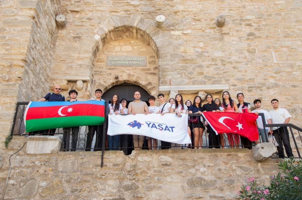 “YAŞAT” Fondunun təşkilatçılığı ilə şəhid övladları Çanaqqalada - FOTOLAR