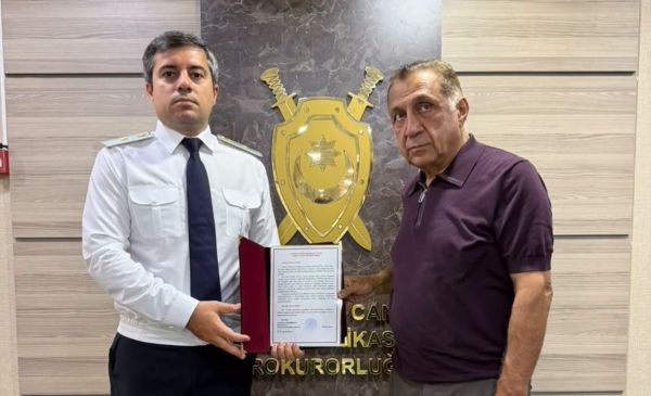 Veteran prokurorluq işçisi təbrik edilib