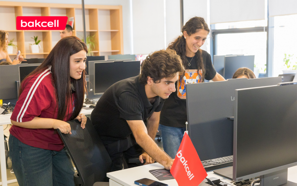 “Bakcell” “Peerstack Academy” tələbələri üçün hakaton keçirdi