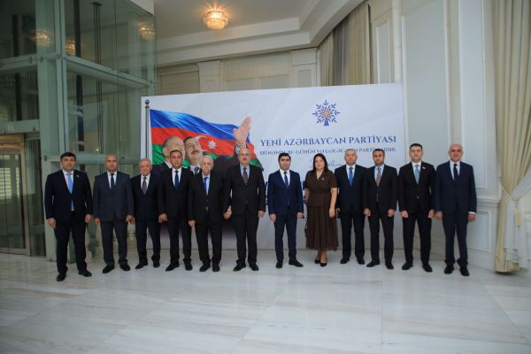 YAP Gəncə şəhər təşkilatının onuncu hesabat konfransı keçirilib