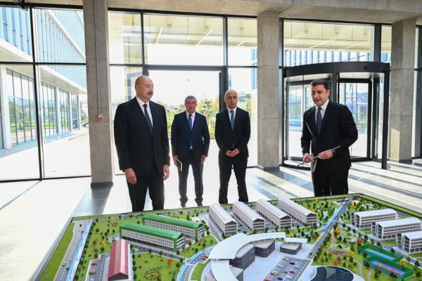 İlham Əliyev “SABAH.city”nin açılışında iştirak edib