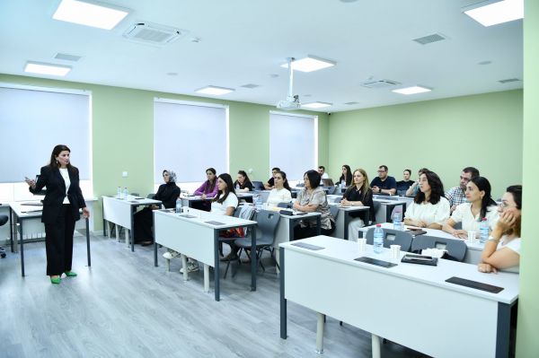 ADNSU-da yeni tədris ilinə hazırlıq məqsədilə müəllimlər üçün keçirilən akademik adaptasiya təlimləri başa çatıb
