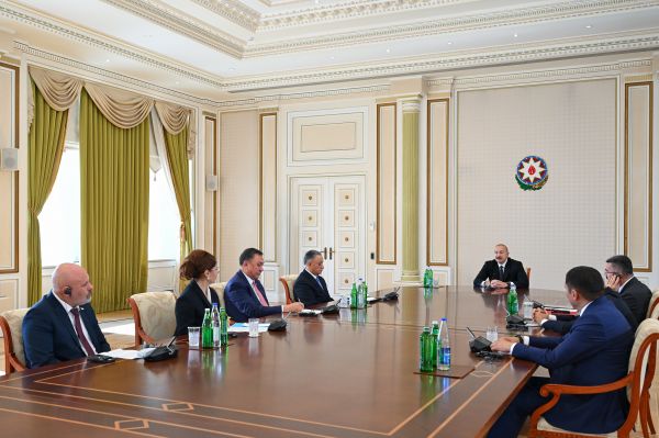 Ильхам Алиев принял руководящих лиц по безопасности стран-членов ОТГ