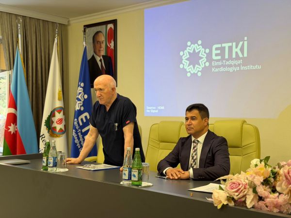 Kardiologiya İnstitutunda elmi seminar keçirilib