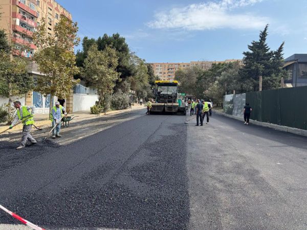 Suraxanıda növbəti küçə asfaltlanır