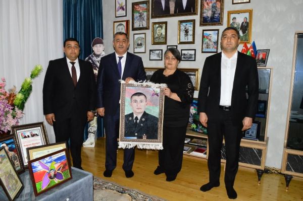 Vətən müharibəsi şəhidlərinin ailələri ziyarət olunub