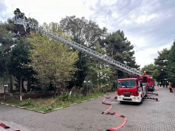 FHN-in Dövlət Yanğından Mühafizə Xidməti yanğın-taktiki təlim keçirib