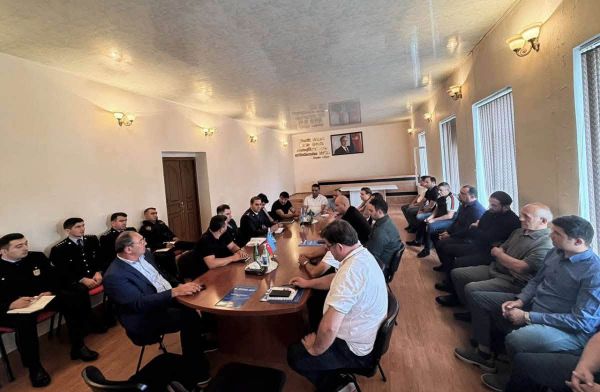 Xarici ticarət iştirakçıları ilə növbəti görüş keçirilib