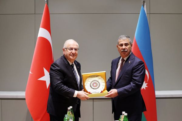Şuşada Azərbaycan-Türkiyə müdafiə nazirlərinin ikitərəfli görüşü keçirilib