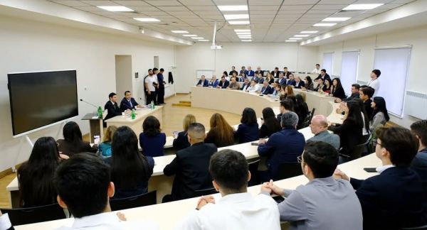 Kommunikasiya üzrə İşçi Qrupun Qarabağ Universitetində görüşü keçirilib
