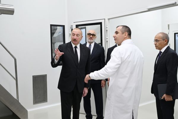 Prezident İlham Əliyev Pirallahı Sənaye Parkında dərman istehsalı müəssisəsinin açılışında iştirak edib