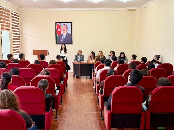 ATU-da görüş: gələcək stomatoloqlarla klinik fəaliyyət və davamiyyət müzakirə edildi