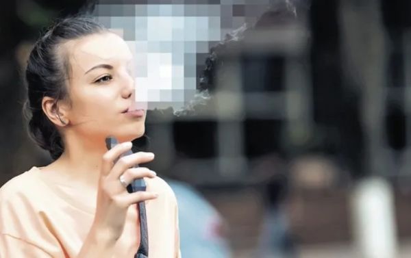 Ətirli elektron siqaretlərin təhlükəsini bilirsiniz?
