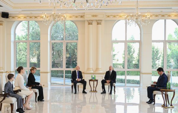 İlham Əliyev Gürcüstanın yeni səfirini qəbul edib