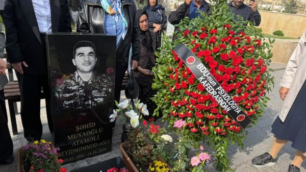 BDU-nun şəhid məzunu Ataməli Musaoğlunun məzarı ziyarət olunub