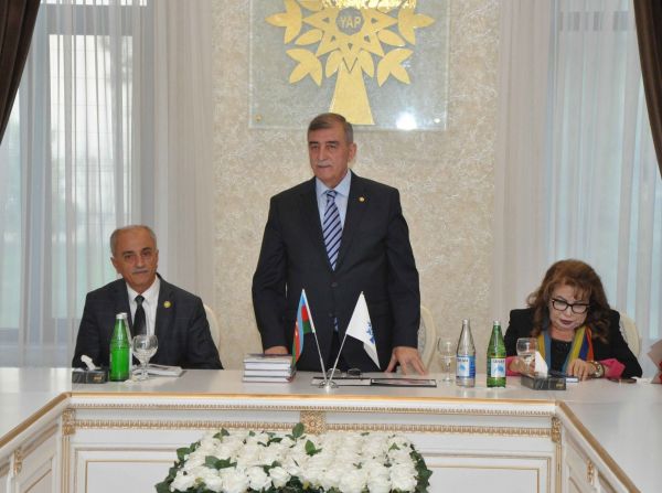Zərifə Quliyevanın kitablarının təqdimat mərasimi keçirilib
