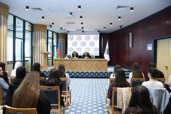 Gəncə Voleybol Festivalında 100-dən çox könüllüyə sertifikat təqdim olunub