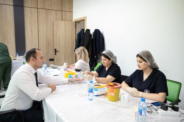 Könüllü qanvermə aksiyası keçirilib