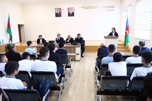"Uşaq hüquqları aylığı" çərçivəsində maarifləndirici tədbir keçirilib